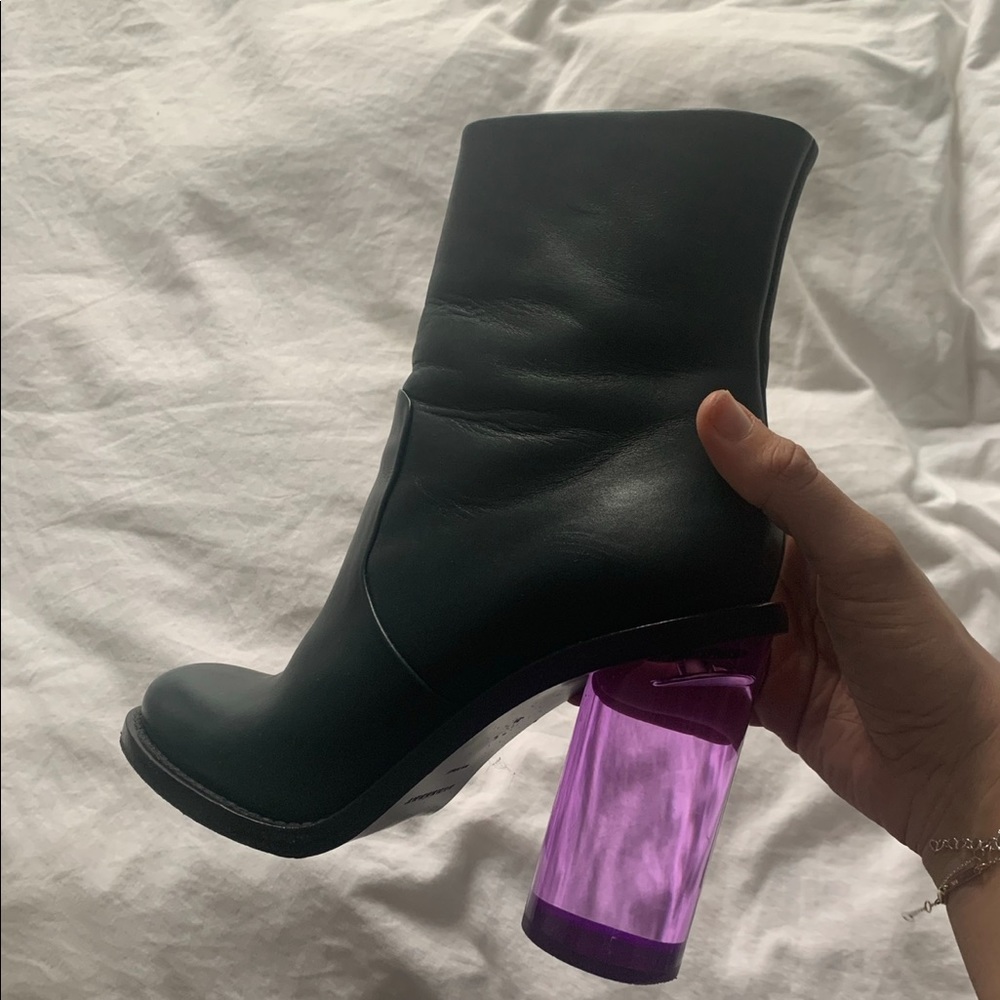 Burberry boots - Picture 4 of 4